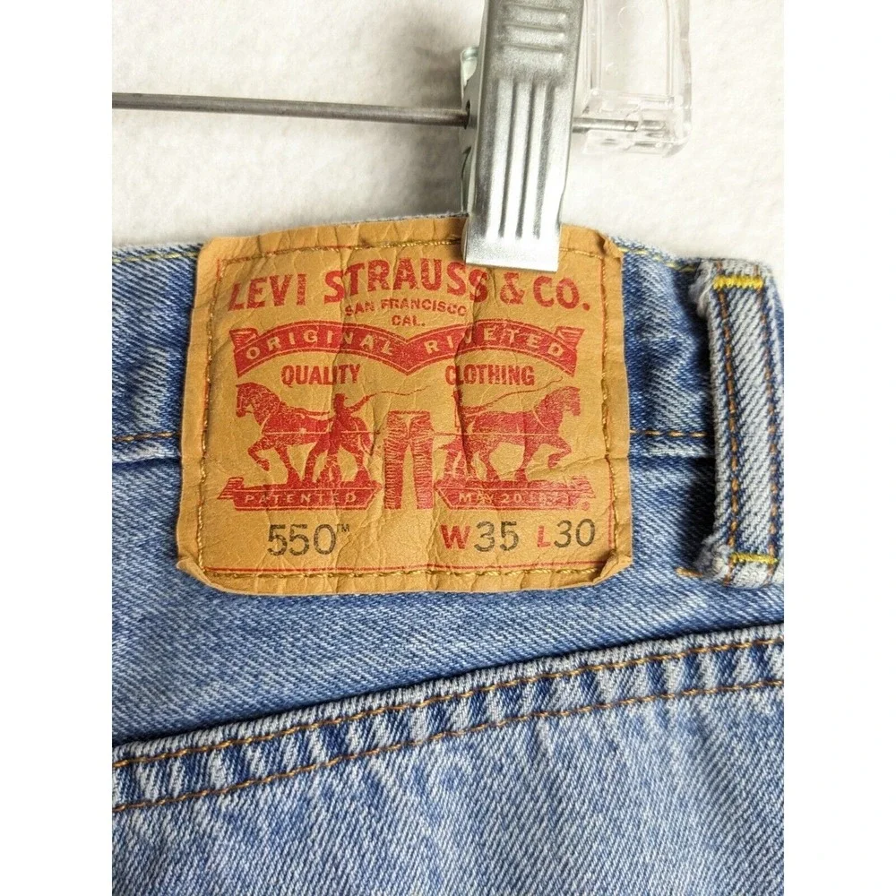 Levis 550 Mens Jeans Size 35 x 30 Cotton Blue